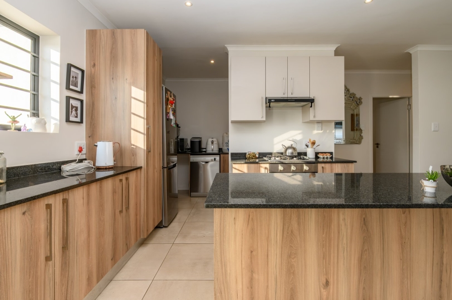 3 Bedroom Property for Sale in Glenroy Park Eastern Cape